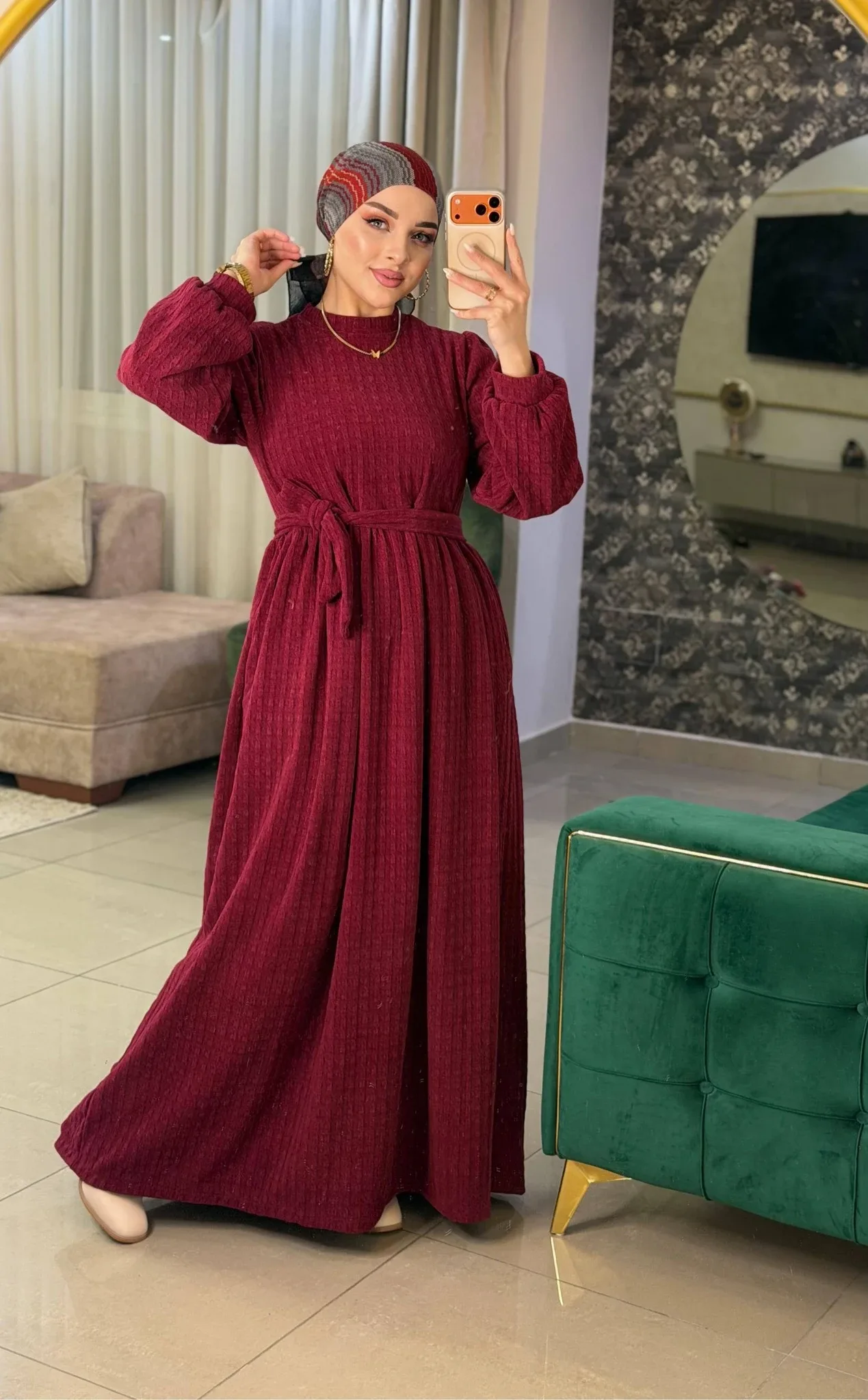 Robe longue bordeaux avec ceinture